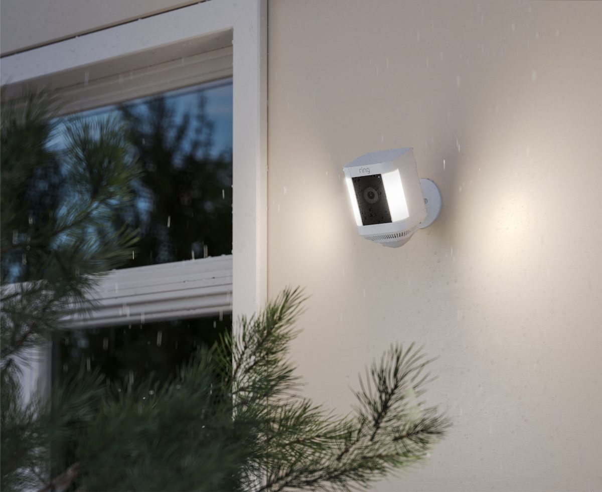 Ring launches the Spotlight Cam Plus in the UAE, its outdoor home security  lineup - Facilities Management Middle East